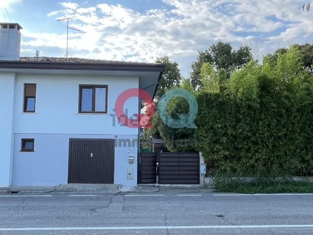 Casa in vendita a Portogruaro, Veneto