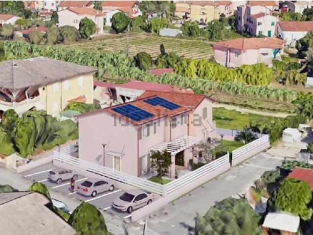 Casa in vendita a Castelnuovo Magra, Liguria