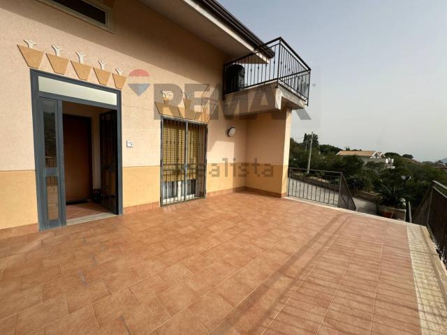Casa in vendita a Aquino, Monreale