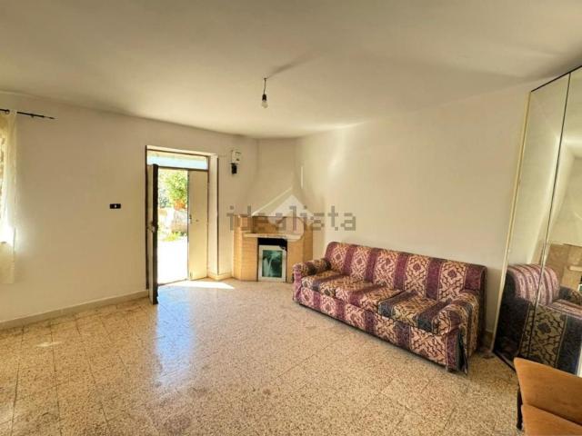 Casa in vendita a Sezze, Lazio