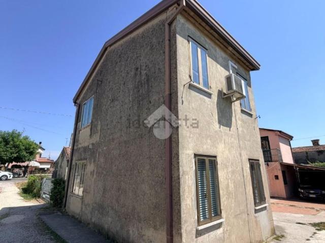 Casa in vendita a Piove Di Sacco, Veneto