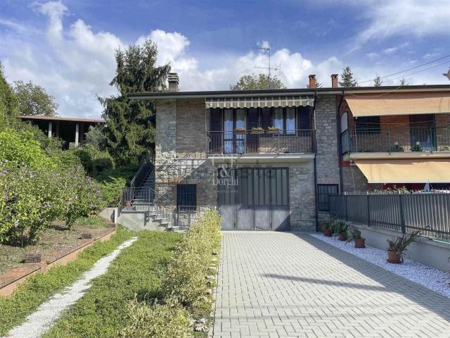 Casa in vendita a Crociglia, Zavattarello