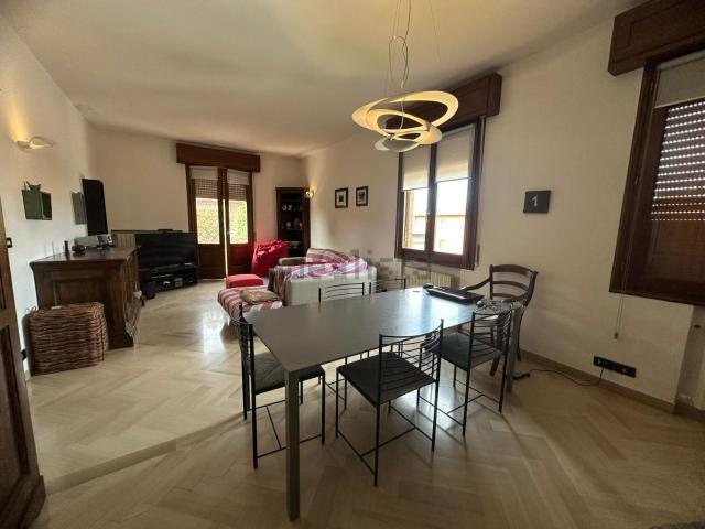 Casa in vendita a Unione di comuni Terre di Castelli, Savignano Sul Panaro