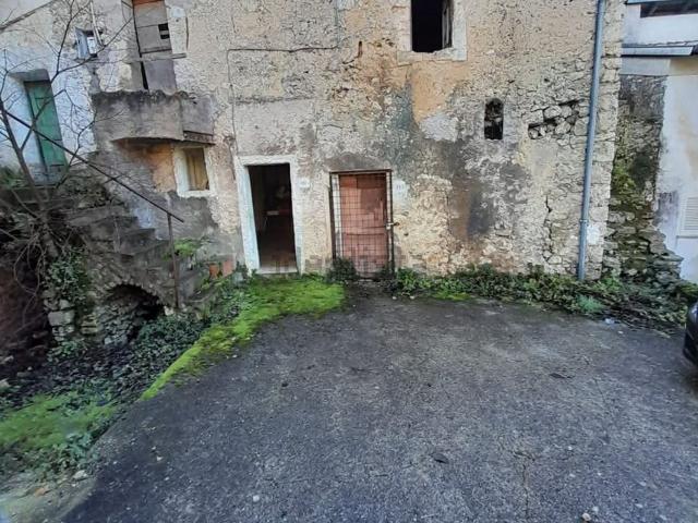 Casa in vendita a Casalattico, Lazio
