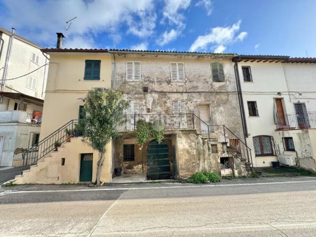 Casa in vendita a Assisi, Umbria