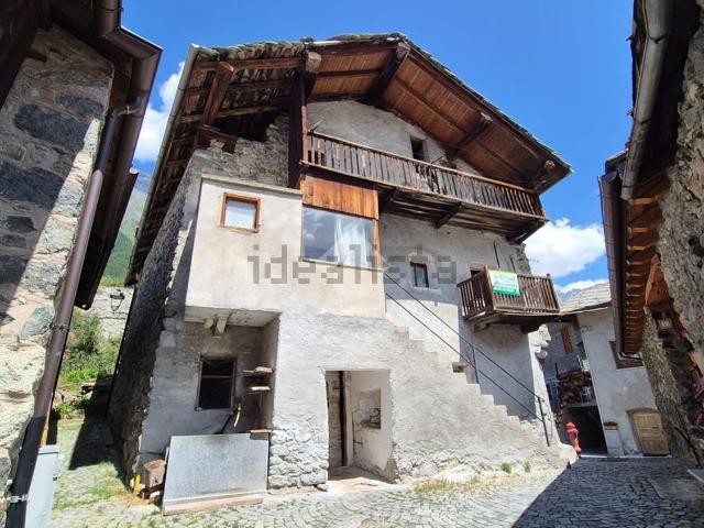 Casa in vendita a Oyace, Aosta