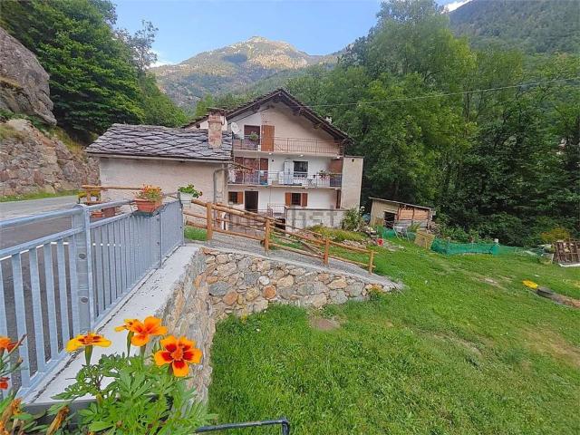 Casa in vendita a Fontainemore, Aosta