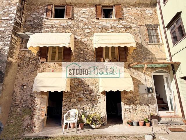 Casa in vendita a Pozzi, Seravezza