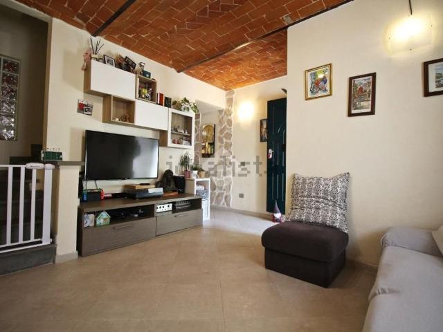 Casa in vendita a Grignano, Prato