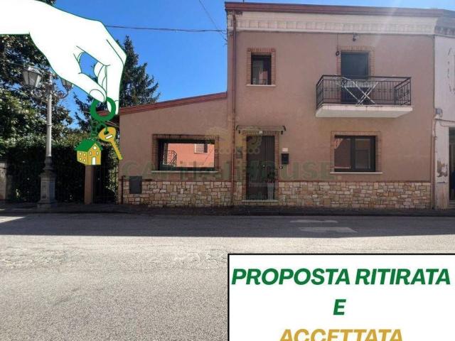 Casa in vendita a Pratola Serra, Campania