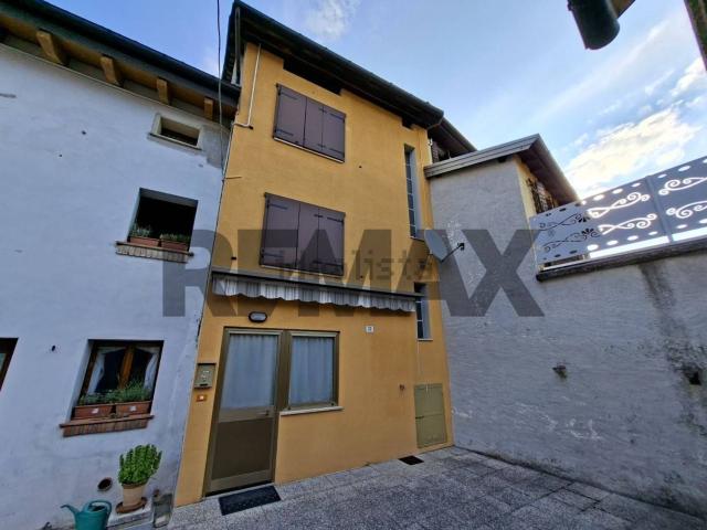 Casa in vendita a Borgo Valbelluna, Villa Di Villa