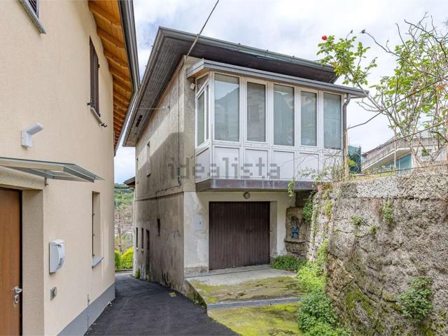 Casa in vendita a Piazza Santo Stefano, Cernobbio