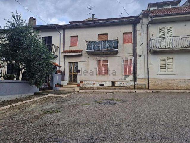 Casa in vendita a San Nicola Manfredi, Campania