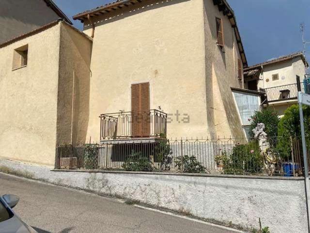 Casa in vendita a San Venanzo, Spoleto