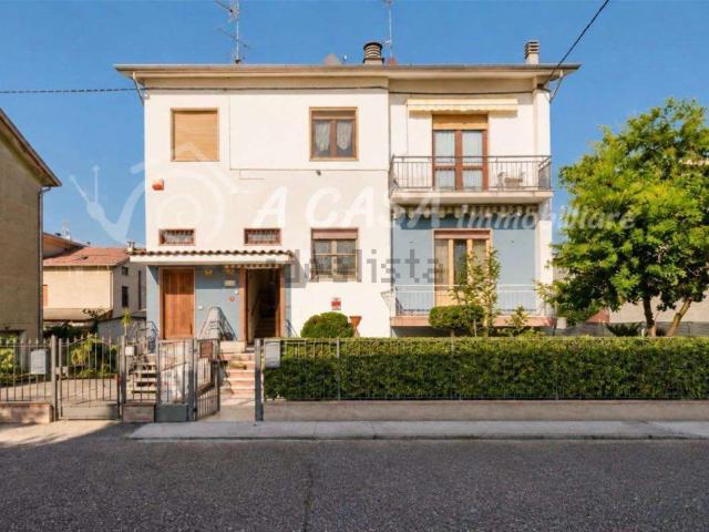 Casa in vendita a Rota Ancone, Zibello
