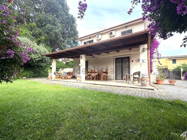 Casa in vendita a Lido di Enea, Roma Capitale