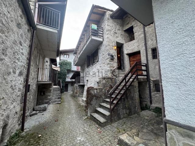 Casa in vendita a Civo, Lombardia