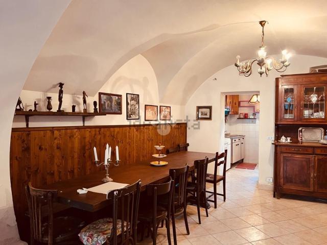 Casa in vendita a Valdilana, Piemonte