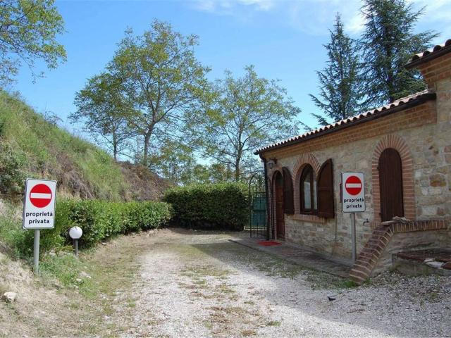 Casa in vendita a Marche, Fermo