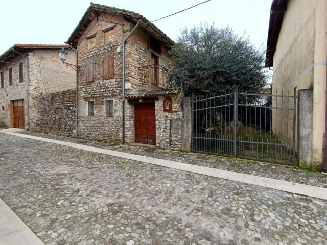 Casa in vendita a Valvasone, Friuli-Venezia Giulia