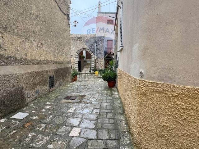 Casa in vendita a Tricarico, Basilicata