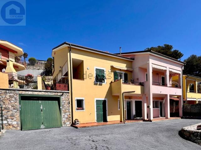 Casa in vendita a Cipressa, Liguria