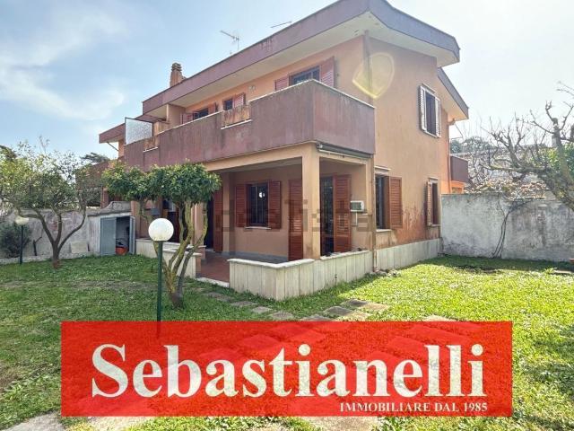 Casa in vendita a Selva Secca, Roma Capitale