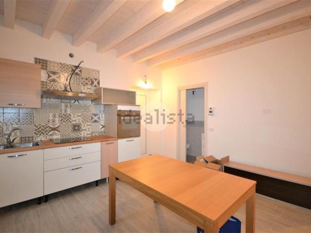 Casa in vendita a Sedriano, Lombardia