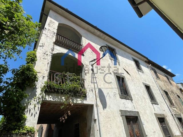 Casa in vendita a Unione dei comuni Media Valle del Serchio, Coreglia Antelminelli