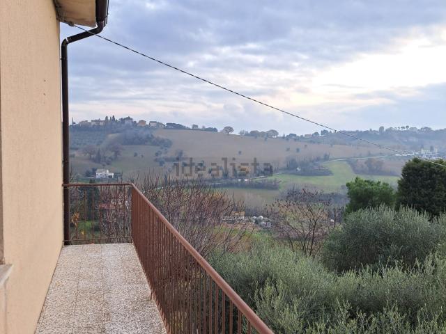 Casa in vendita a Marche, Macerata