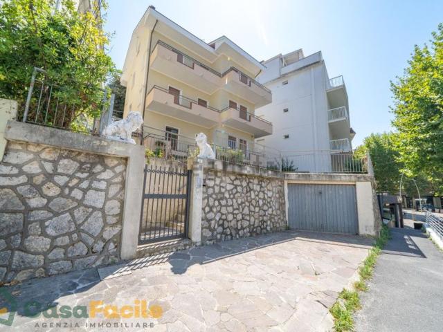 Casa in vendita a Gabicce Mare, Pesaro e Urbino