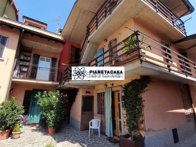 Casa in vendita a Curno, Lombardia