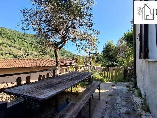Casa in vendita a L'Annunziata, Luni