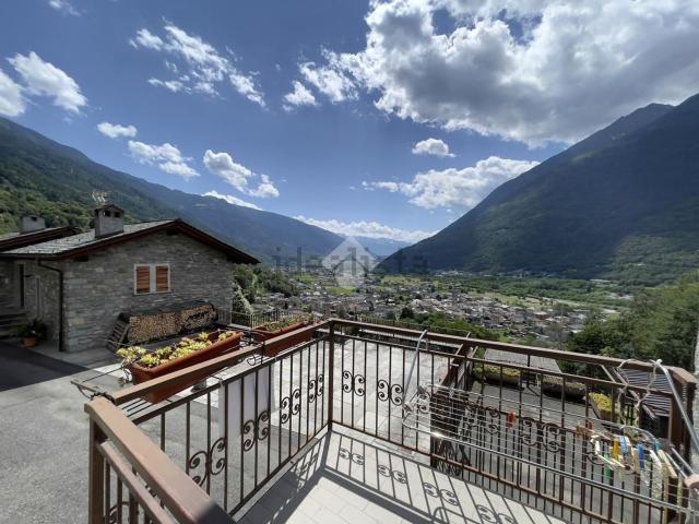 Casa in vendita a Bianzone, Lombardia