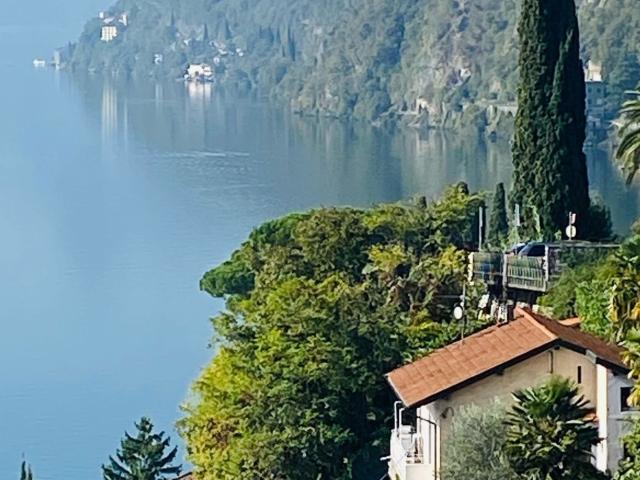 Casa in vendita a Valsolda, Lombardia