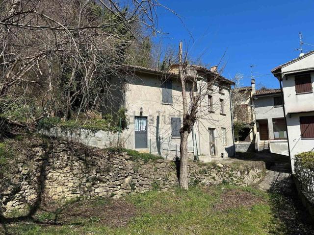 Casa in vendita a Gropparello, Reggio Emilia