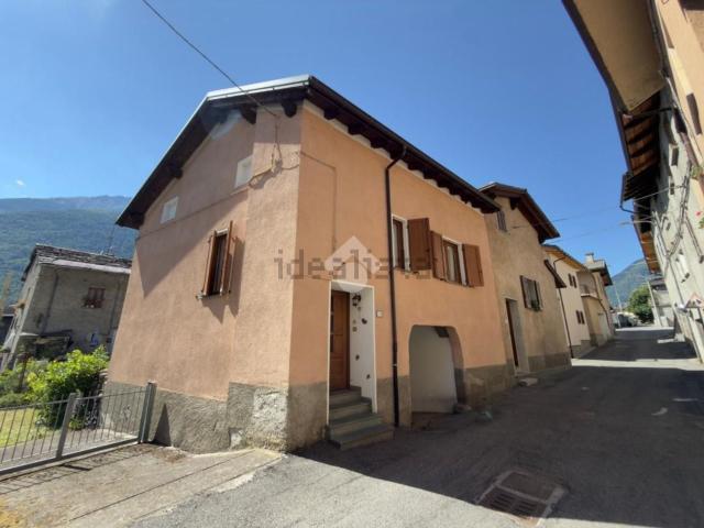 Casa in vendita a Mazzo Di Valtellina, Lombardia