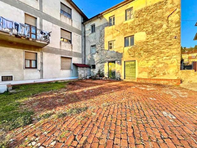 Casa in vendita a Bradia, Sarzana