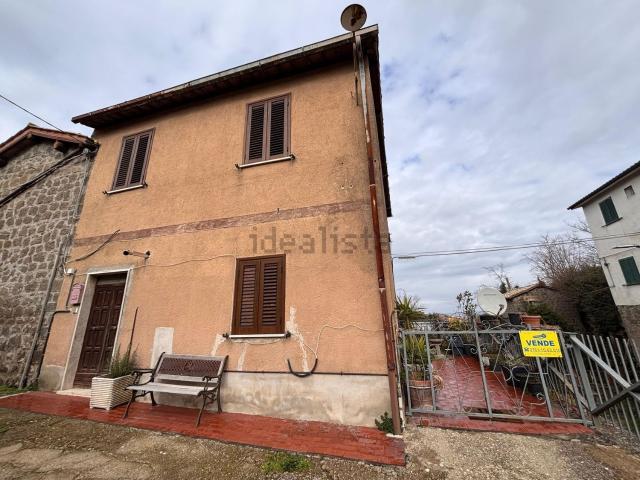 Casa in vendita a Montefiascone, Lazio