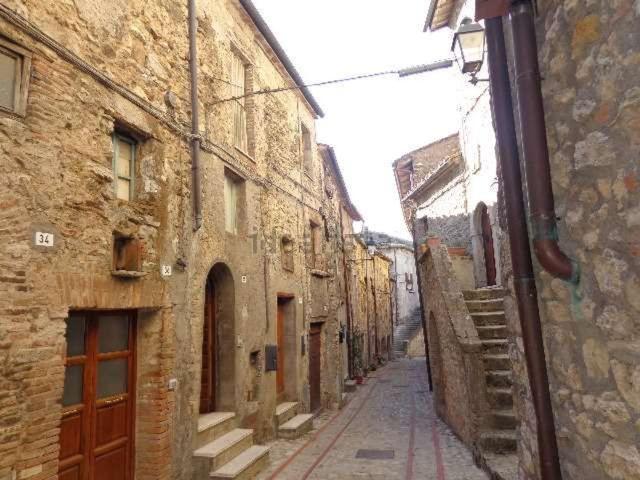 Casa in vendita a Penna In Teverina, Umbria