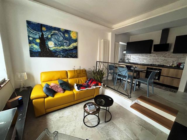 Casa in vendita a Marche, Macerata