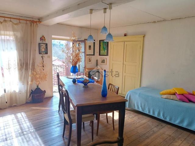 Casa in vendita a Valdilana, Piemonte