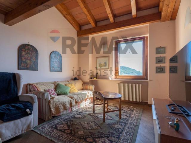 Casa in vendita a Marche, Ancona