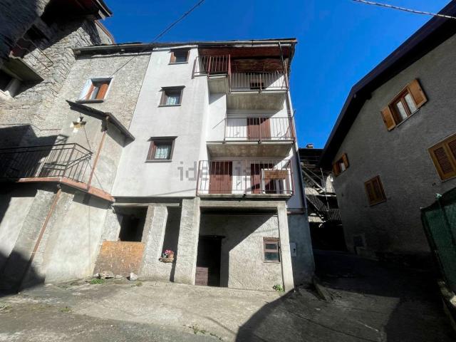Casa in vendita a Civo, Lombardia