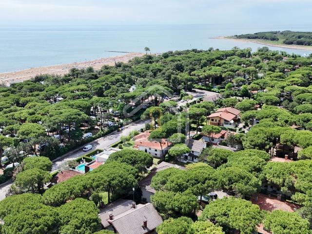 Casa in vendita a Lignano Riviera, Lignano Pineta