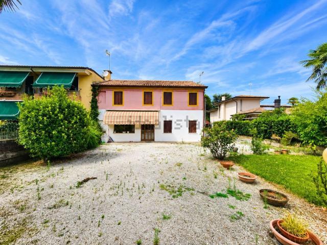 Casa in vendita a Tombolo, Veneto