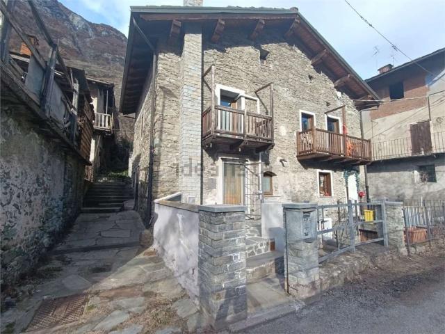 Casa in vendita a Saint Denis, Aosta