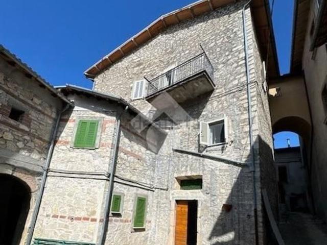 Casa in vendita a Cascia, Umbria