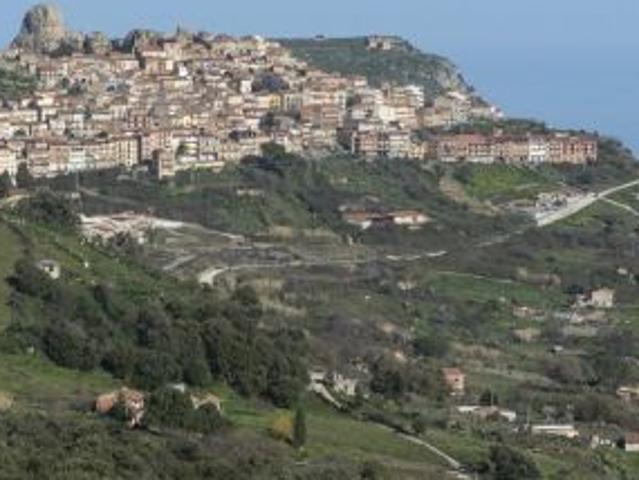 Villa Indipendente in vendita a San Fratello, Sicilia