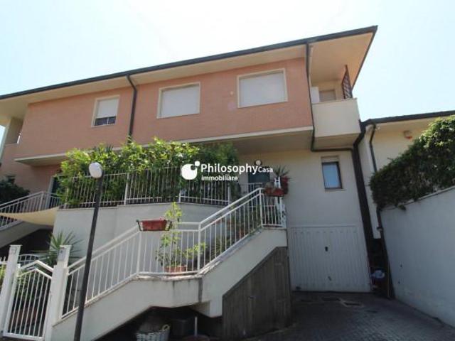 Villa Indipendente in vendita a Marche, Ancona